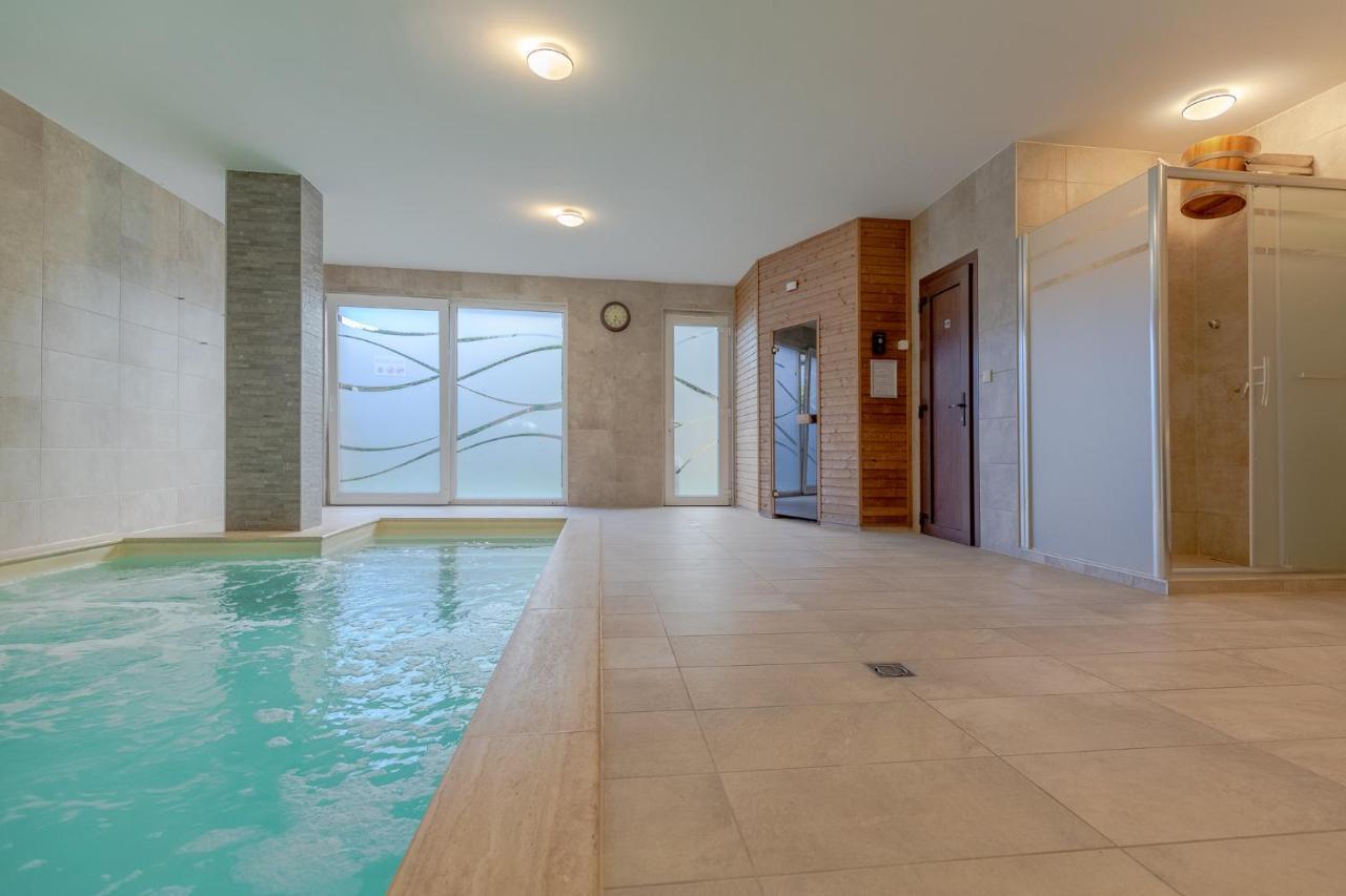 Casa Luxury Wellness Apartman By Bltn 시오포크 외부 사진
